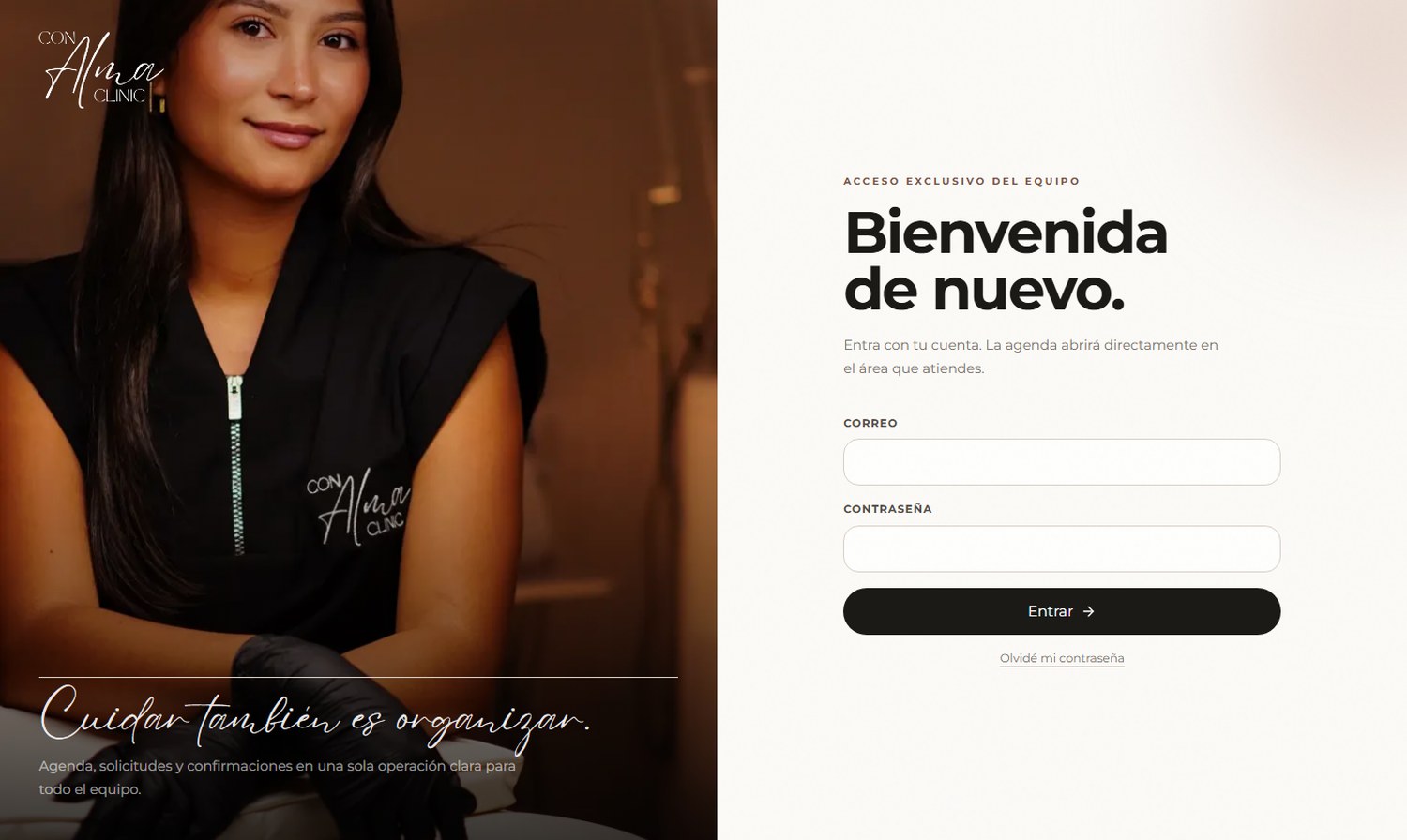 Acceso del equipo a la app de gestión de Con Alma Clinic